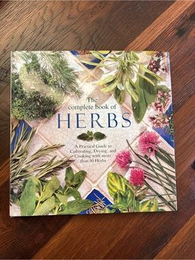 Vintage Hardcover Herb Book, The complete book of HERBS.1994,Gardens,Photographs